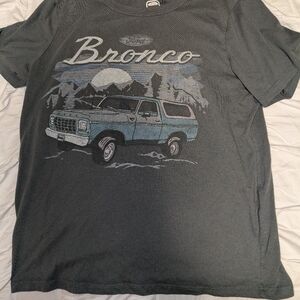 Women's Medium Ford Bronco Shirt